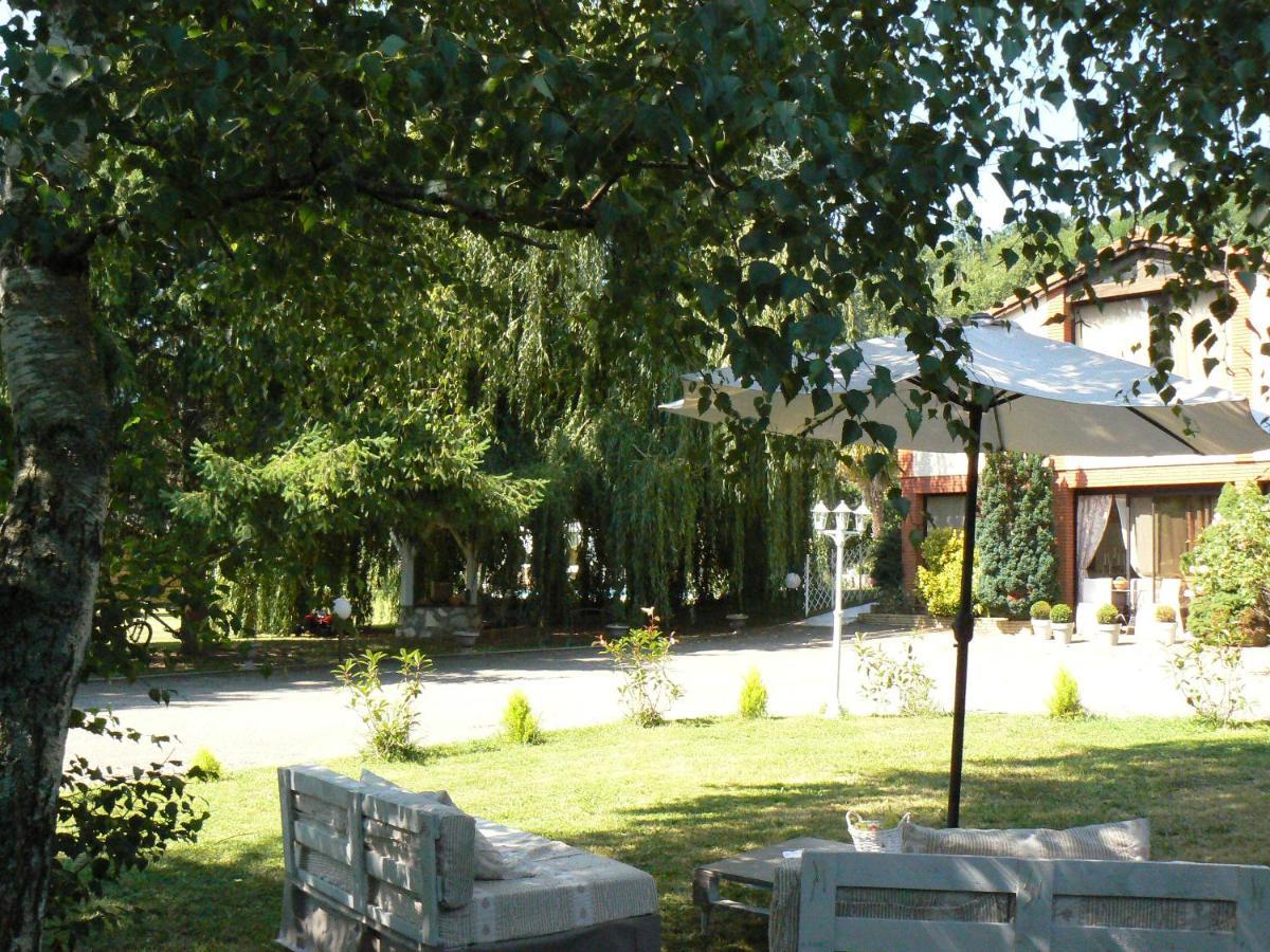 La Caldamente Bed & Breakfast Rieux-de-Pelleport Exterior foto